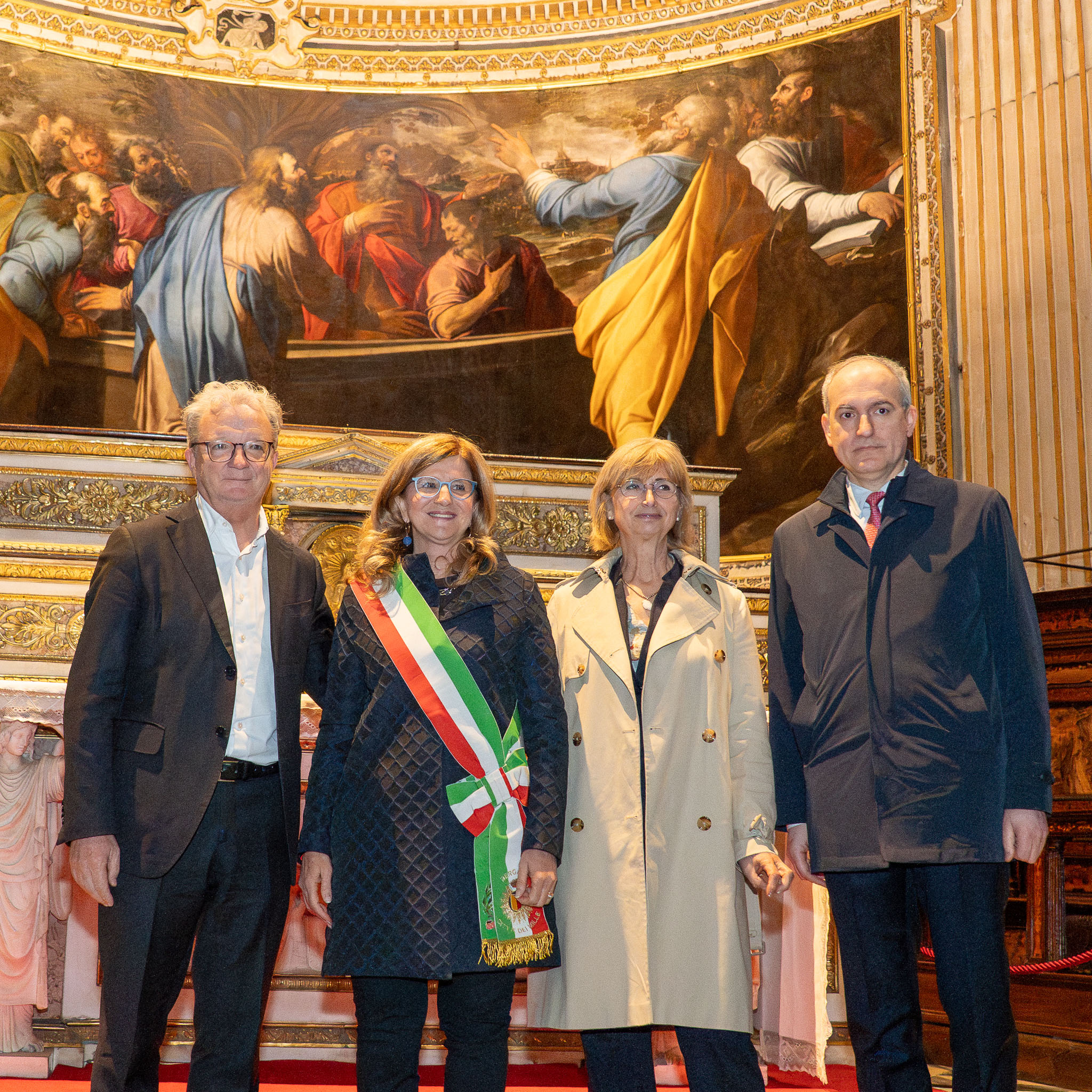 Terminato il restauro del grande dipinto ‘Apostoli intorno al sepolcro vuoto e colmo di fiori della Madonna’ di Camillo Procaccini, nella Basilica di Santa Maria Maggiore